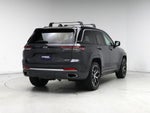 2022 Grand Cherokee Thumbnail 8