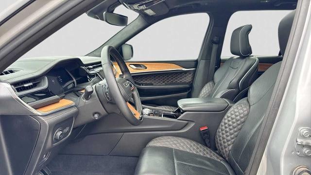 2023 Jeep Grand Cherokee Summit