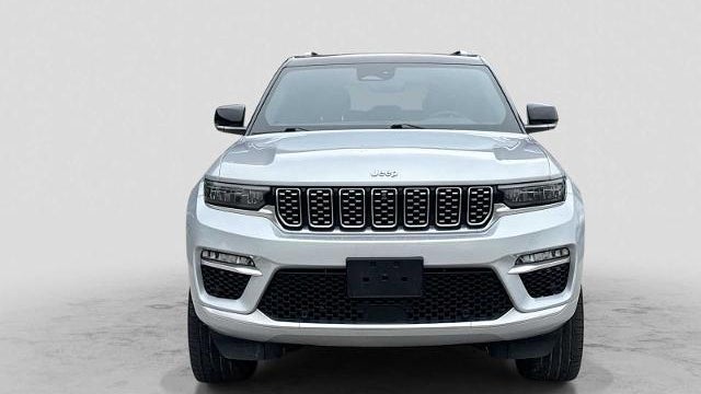 2023 Jeep Grand Cherokee Summit