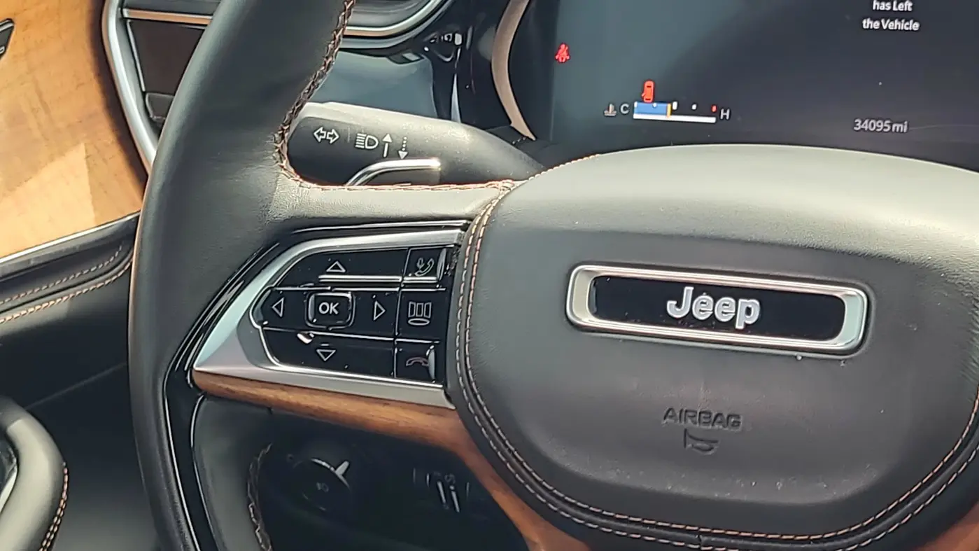 2023 Jeep Grand Cherokee Summit