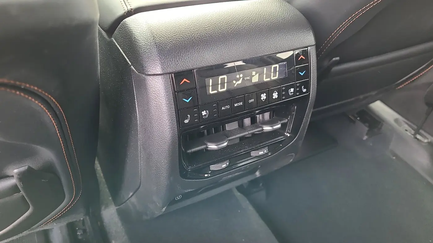 2023 Jeep Grand Cherokee Summit