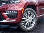 2025 Grand Cherokee Thumbnail 2