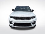 2023 Grand Cherokee Thumbnail 2