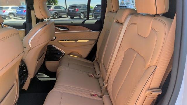 2023 Jeep Grand Cherokee Summit