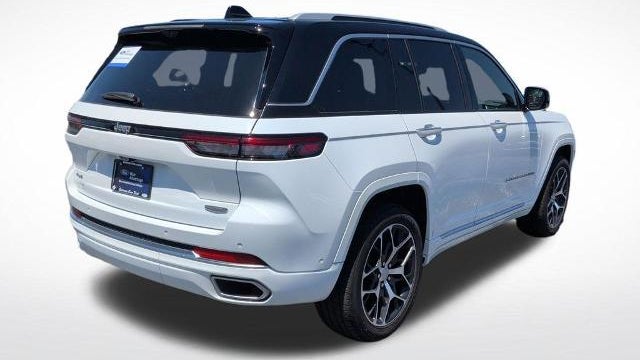 2023 Jeep Grand Cherokee Summit