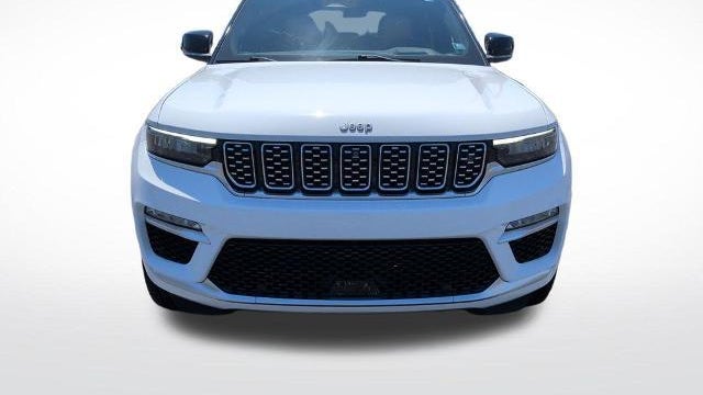 2023 Jeep Grand Cherokee Summit