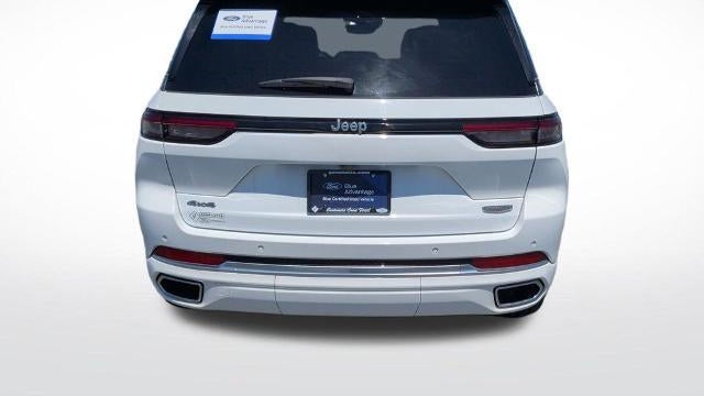 2023 Jeep Grand Cherokee Summit