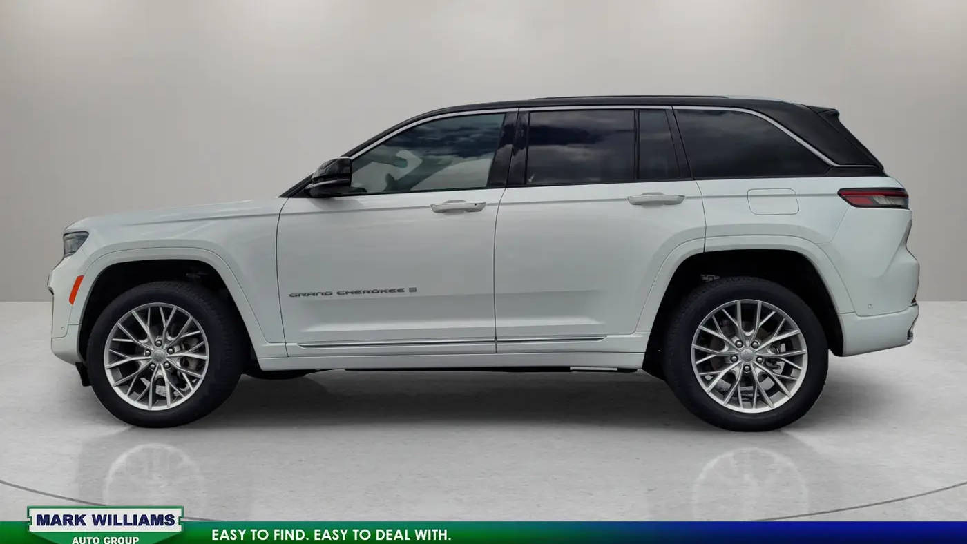 2023 Jeep Grand Cherokee Summit