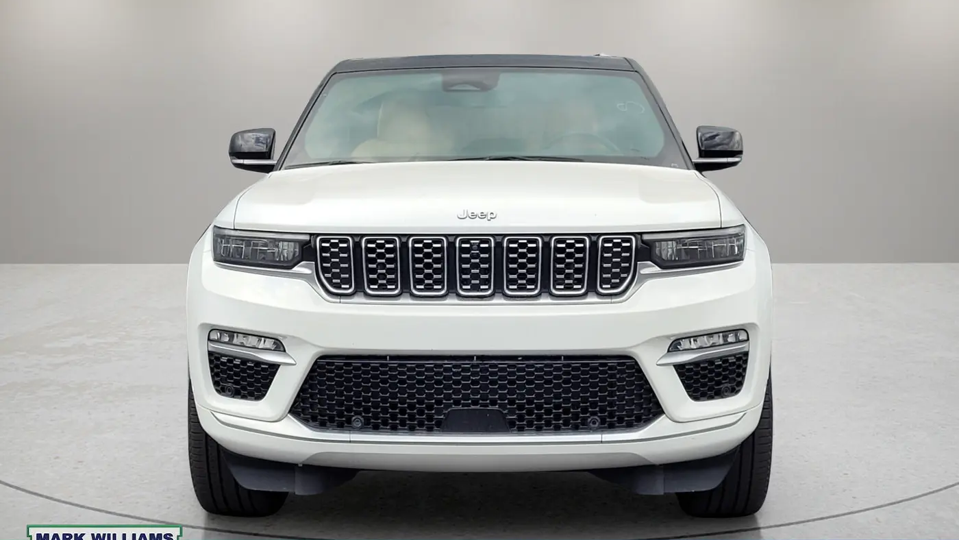 2023 Jeep Grand Cherokee Summit