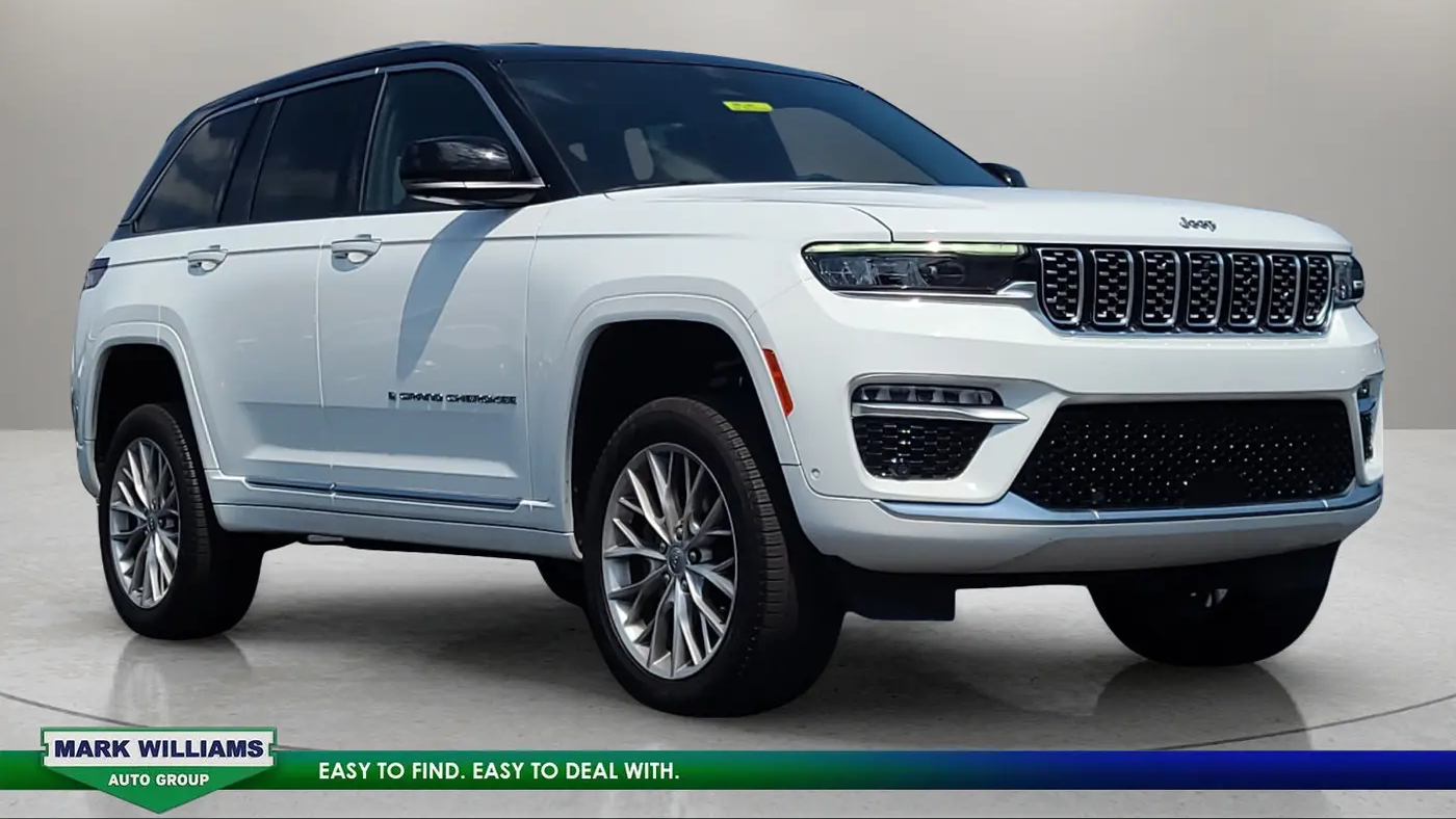 2023 Jeep Grand Cherokee Summit