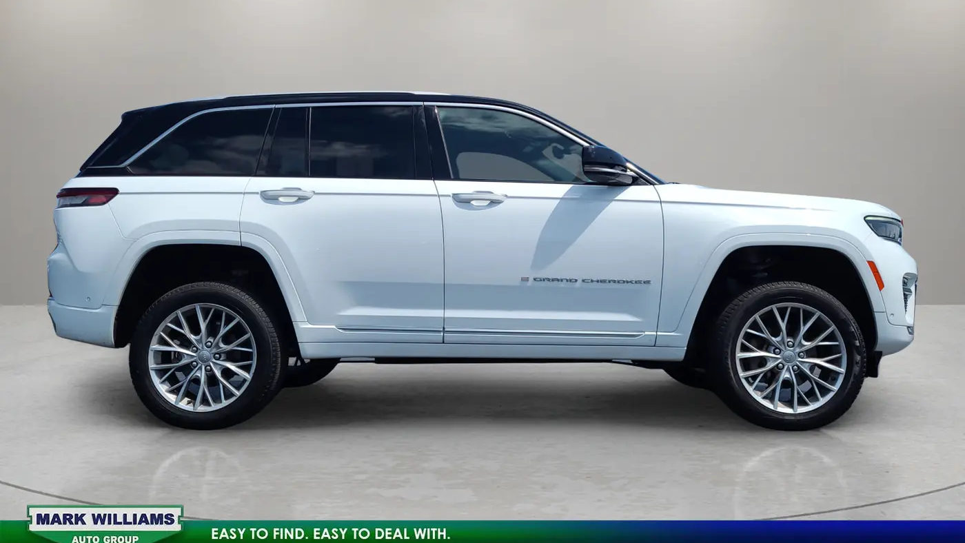 2023 Jeep Grand Cherokee Summit