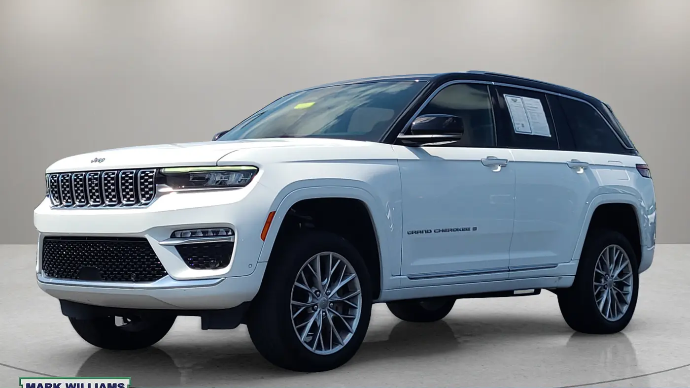 2023 Jeep Grand Cherokee Summit
