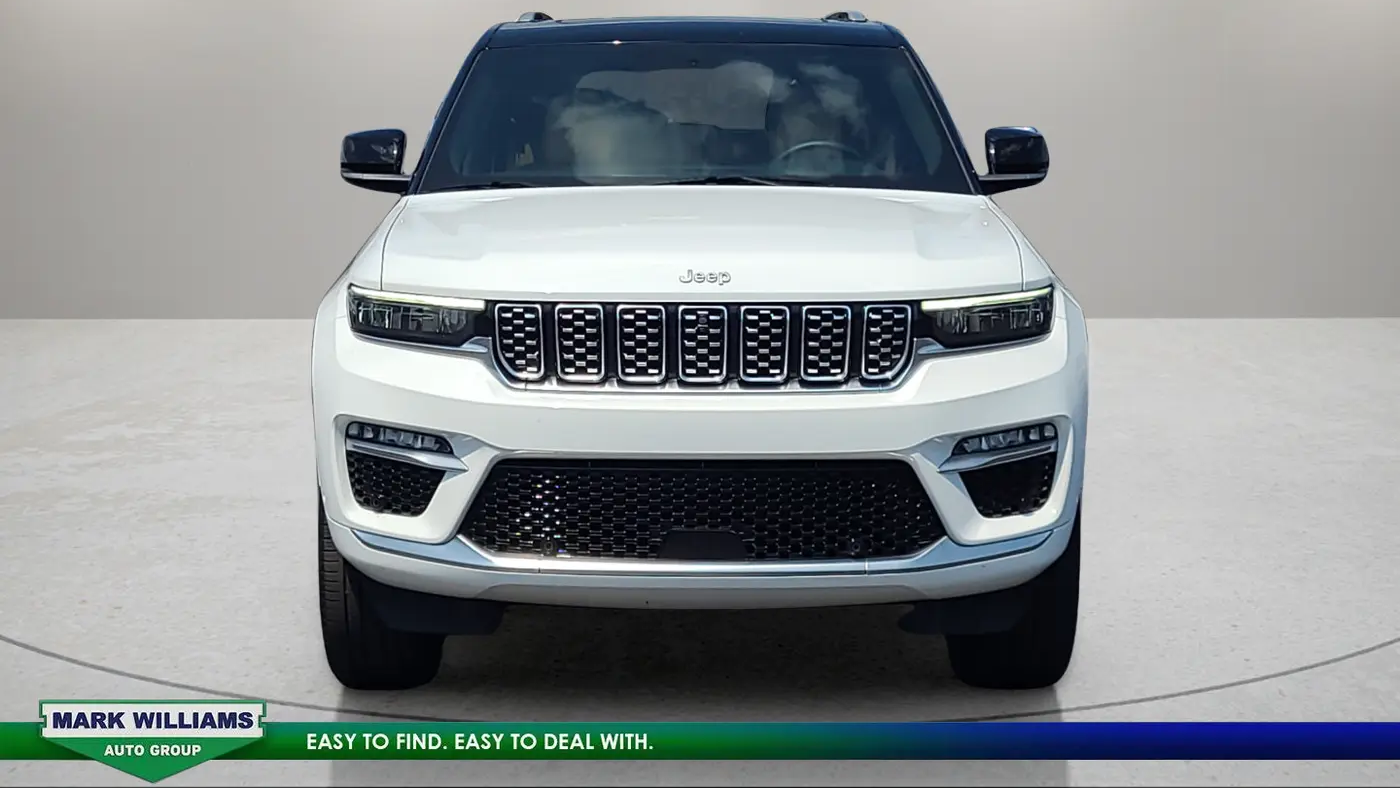2023 Jeep Grand Cherokee Summit