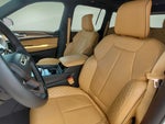 2023 Grand Cherokee Thumbnail 38