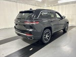 2024 Grand Cherokee Thumbnail 2