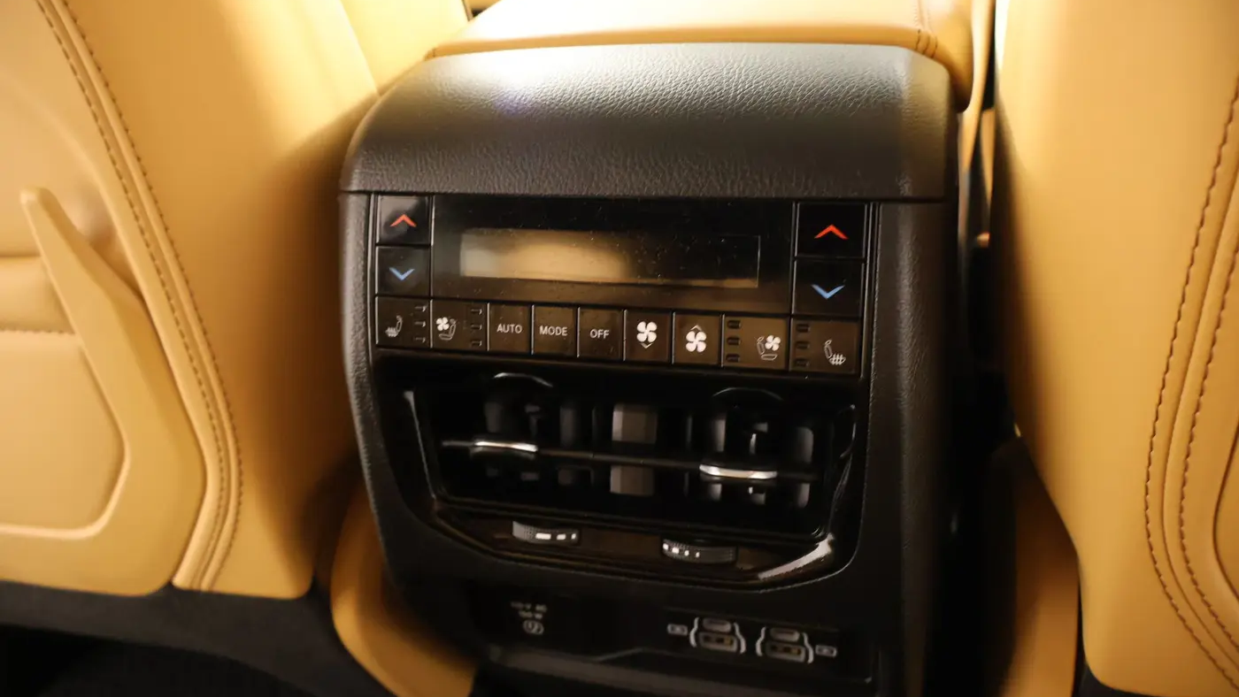 2025 Jeep Grand Cherokee Summit Reserve