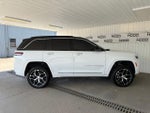2025 Grand Cherokee Thumbnail 23