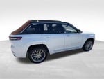 2025 Grand Cherokee Thumbnail 8