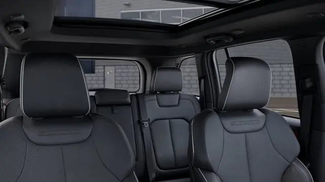2026 Jeep Grand Cherokee Summit