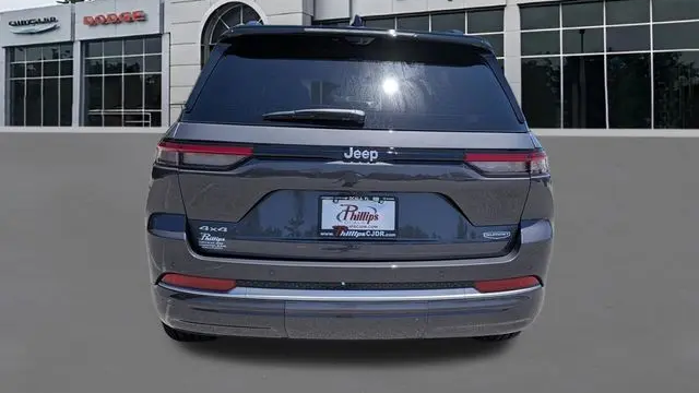 2026 Jeep Grand Cherokee Summit