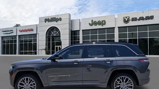 2026 Jeep Grand Cherokee Summit