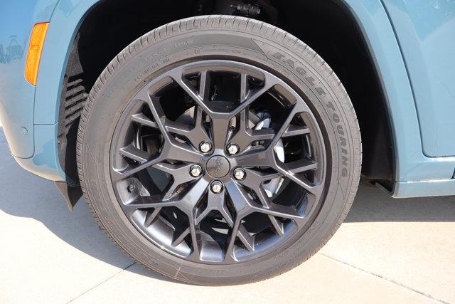 2026 Jeep Cherokee - $56,990
