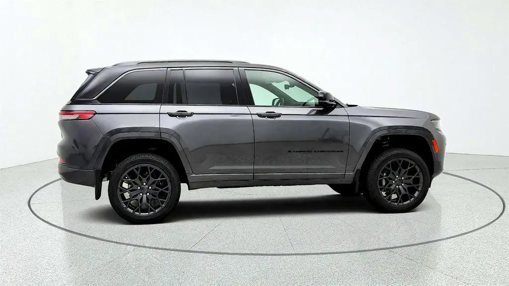 2026 Jeep Cherokee - $50,595