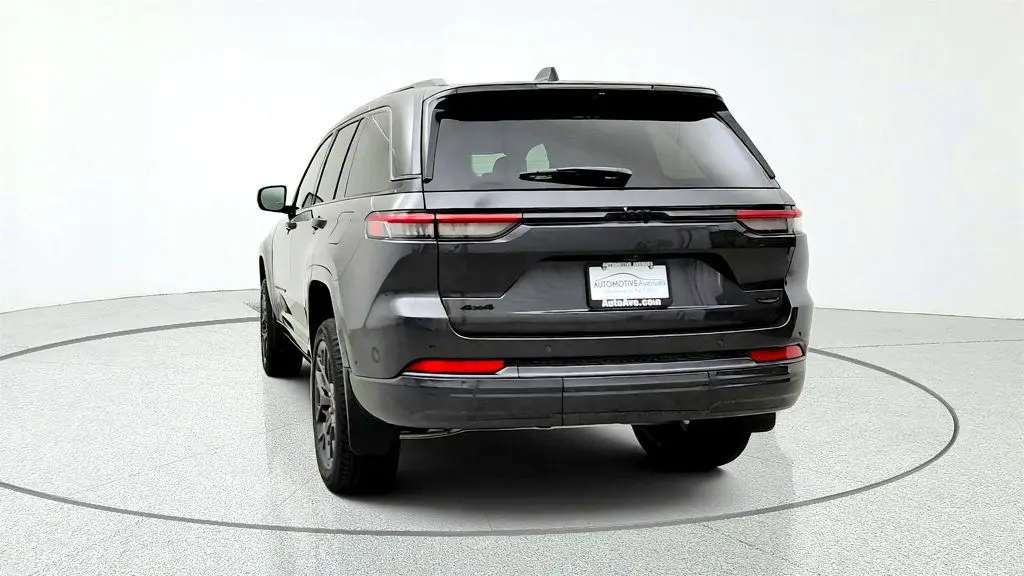 2026 Jeep Cherokee - $50,595