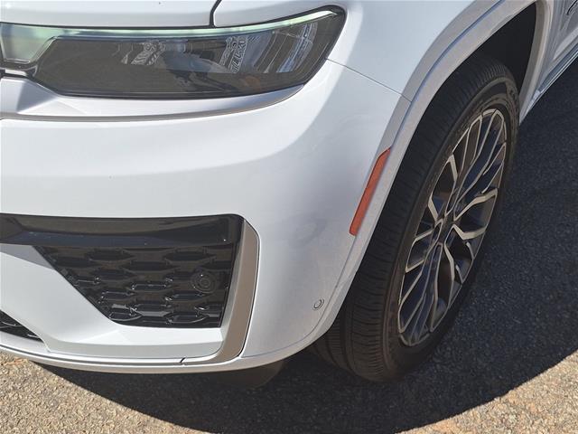 2026 Jeep Cherokee - $51,895