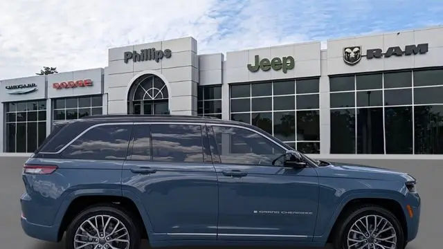 2026 Jeep Grand Cherokee Summit
