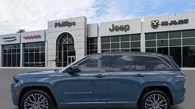 2026 Jeep Grand Cherokee Summit