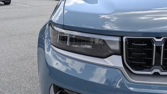 2026 Jeep Grand Cherokee Summit