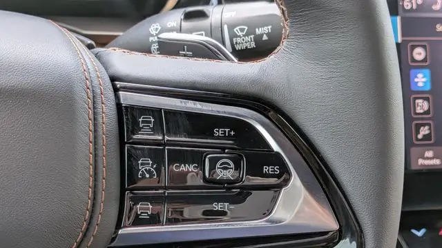 2026 Jeep Grand Cherokee Summit