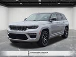 2022 Grand Cherokee Thumbnail 1