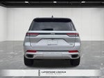 2022 Grand Cherokee Thumbnail 4