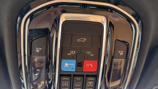 2022 Jeep Grand Cherokee Summit