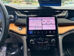 2022 Grand Cherokee Thumbnail 13