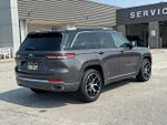 2022 Grand Cherokee Thumbnail 3