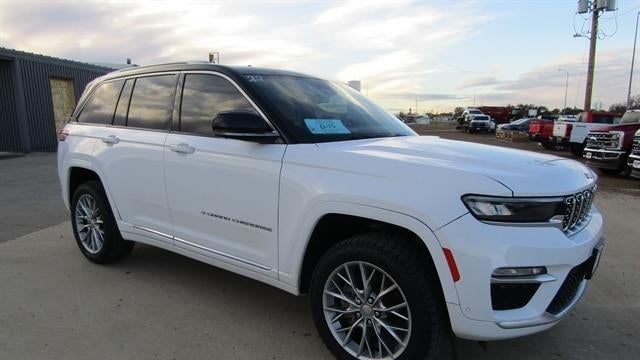 2022 Jeep Grand Cherokee Summit