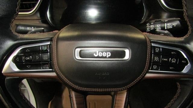 2022 Jeep Grand Cherokee Summit