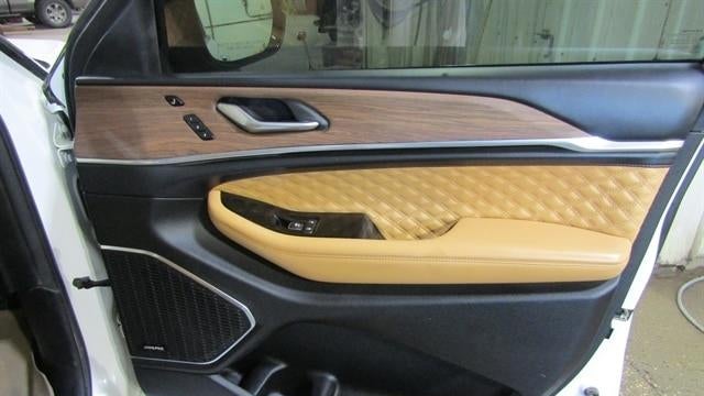 2022 Jeep Grand Cherokee Summit