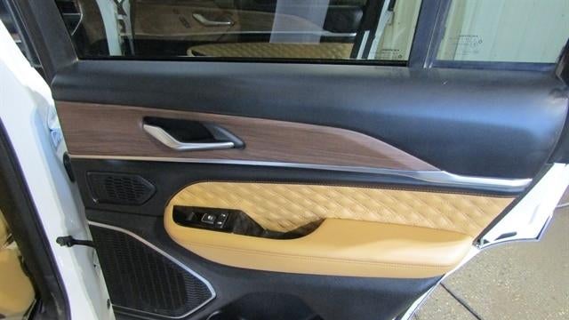 2022 Jeep Grand Cherokee Summit