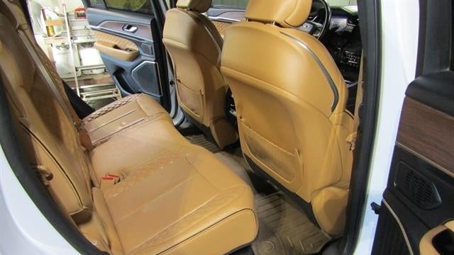 2022 Jeep Grand Cherokee Summit