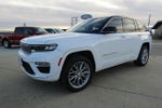 2022 Grand Cherokee Thumbnail 1