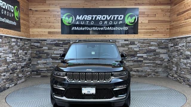 2022 Jeep Grand Cherokee Summit