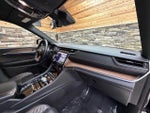 2022 Grand Cherokee Thumbnail 13