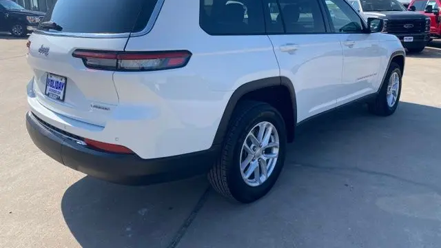 2023 Jeep Grand Cherokee L Laredo X