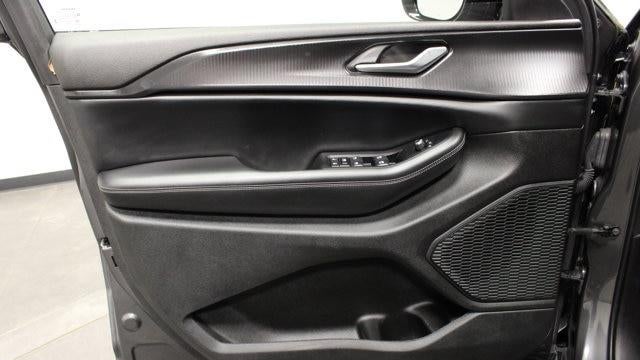 2023 Jeep Grand Cherokee L Laredo X