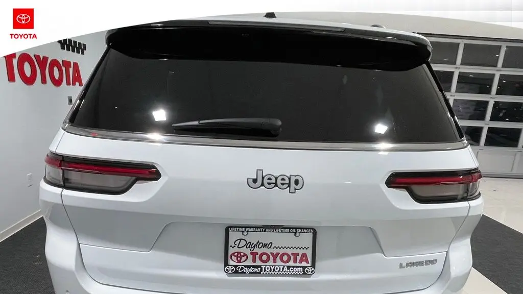 2025 Jeep Grand Cherokee L Laredo