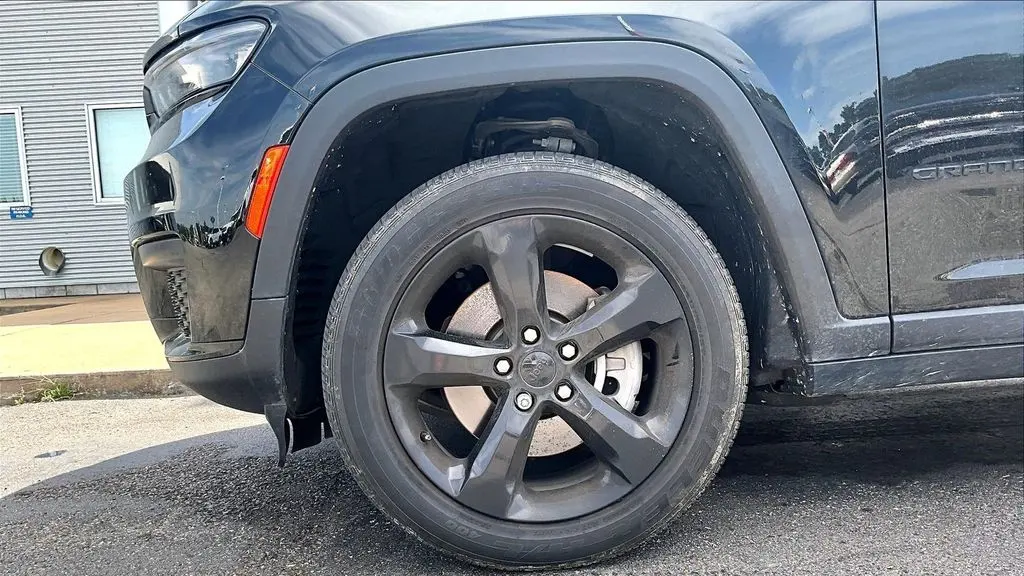 2024 Jeep Grand Cherokee L Altitude